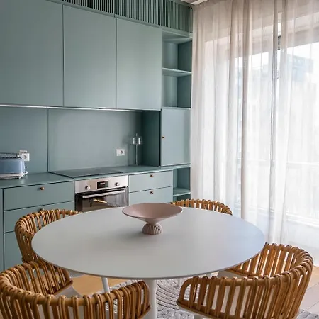 Apartment Arts At Porta Nuova Mailand